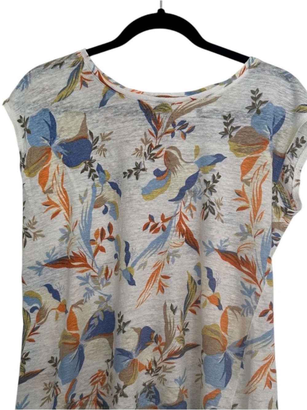 Rachel Zoe White Floral Cap-Sleeve Tee with Blue & Orange Print